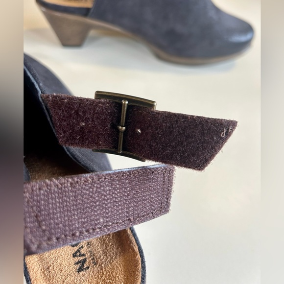 NWOT - NAOT Charcoal Halter-Top Clogs / Mules - Picture 5 of 8